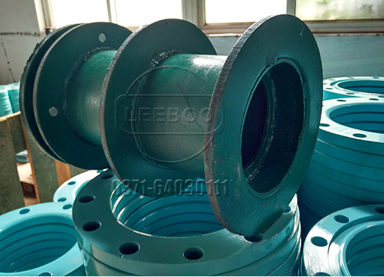 柔性套管式<a href=http://m.hwggzp.com target=_blank class=infotextkey>伸縮器</a>的管道作用