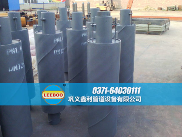 地埋波紋<a href=http://m.hwggzp.com target=_blank class=infotextkey>補(bǔ)償器</a>發(fā)貨現(xiàn)場(chǎng)